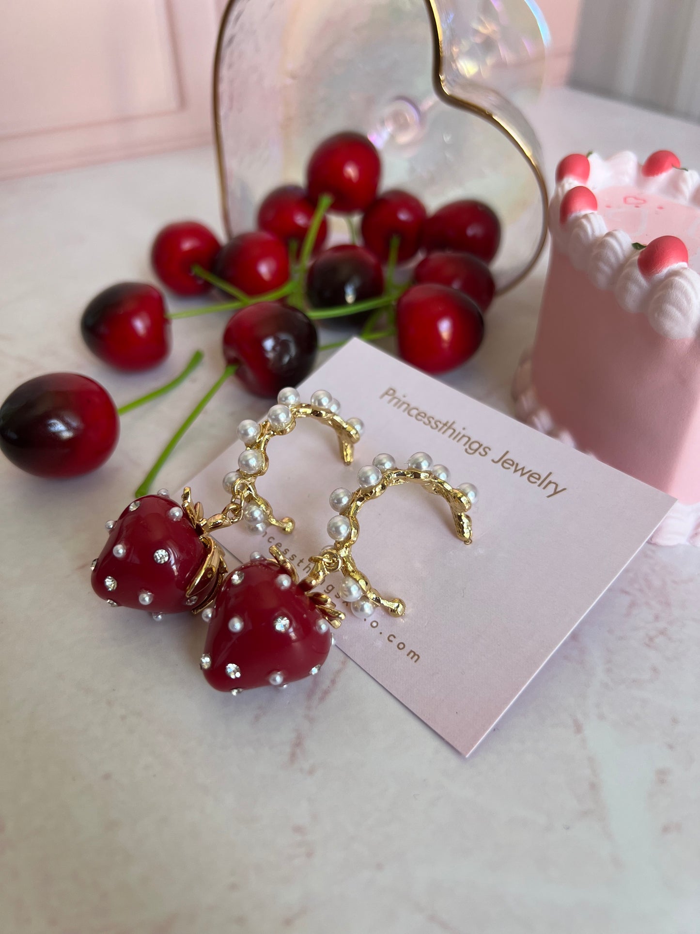 Niña Fresa Earrings