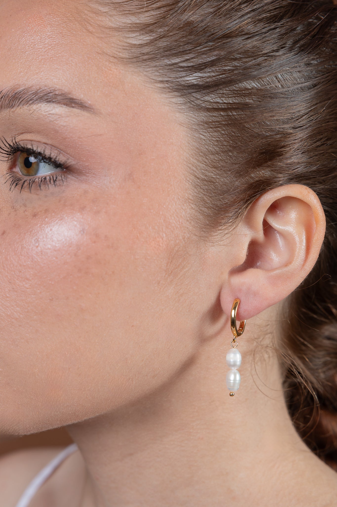 Water pearl dainty hoop