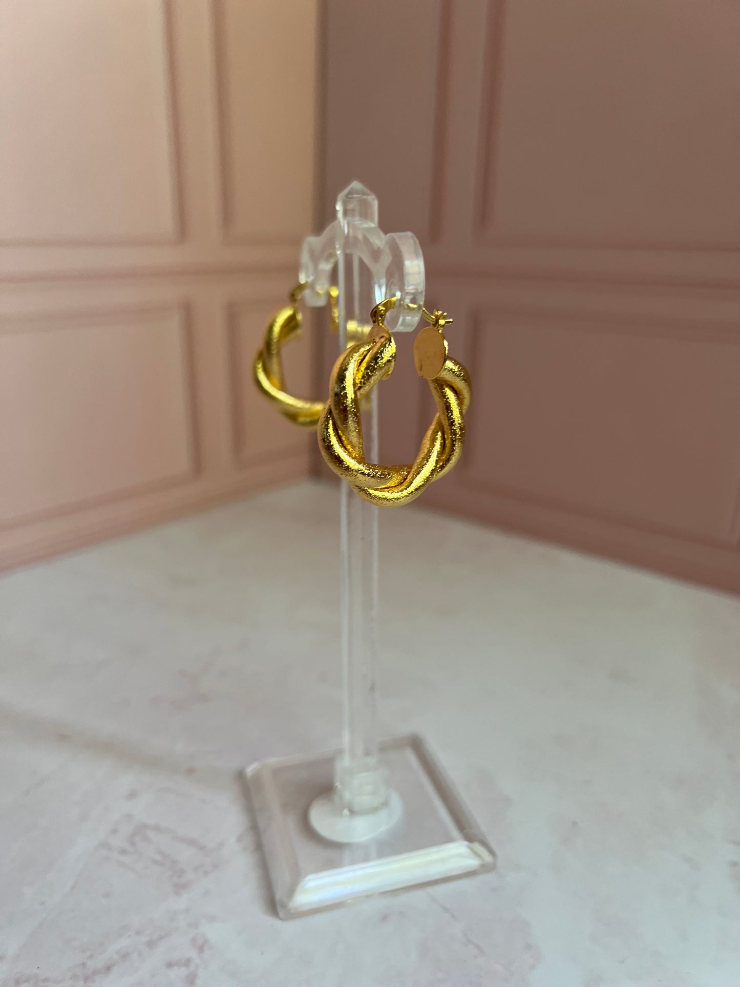 Twist Hoops