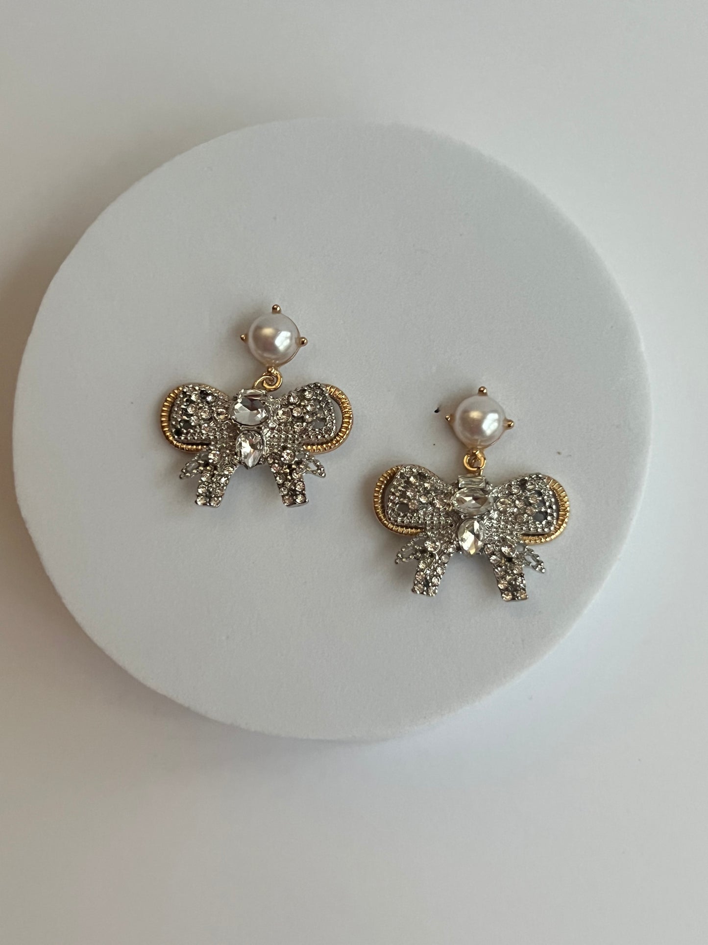 Bow Sparkly Earring