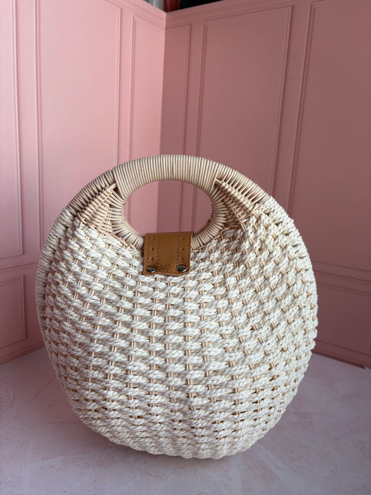 Spring bag