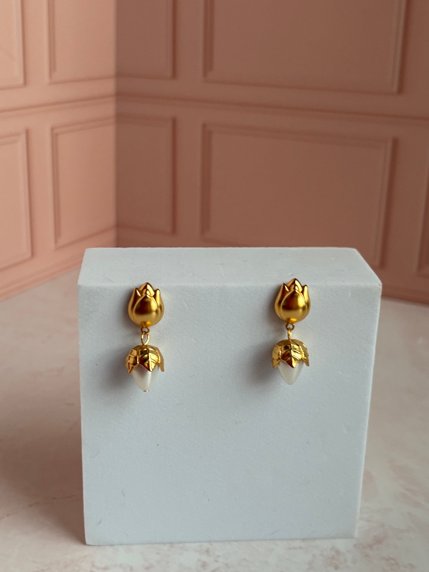 Chasing the sunlight earrings