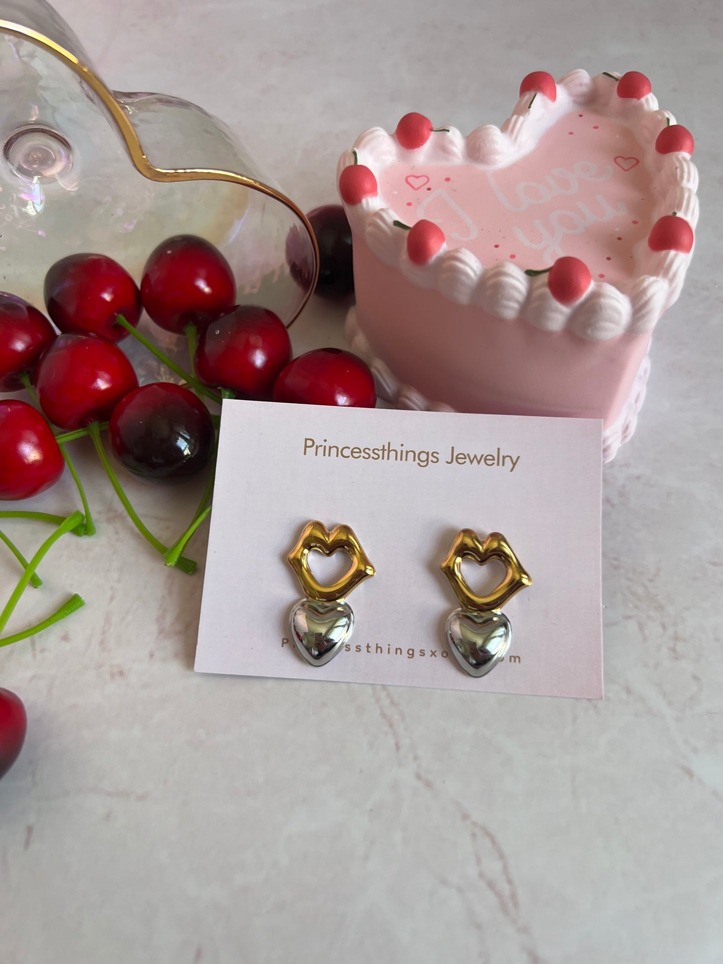 Kiss Me mixed metals earrings