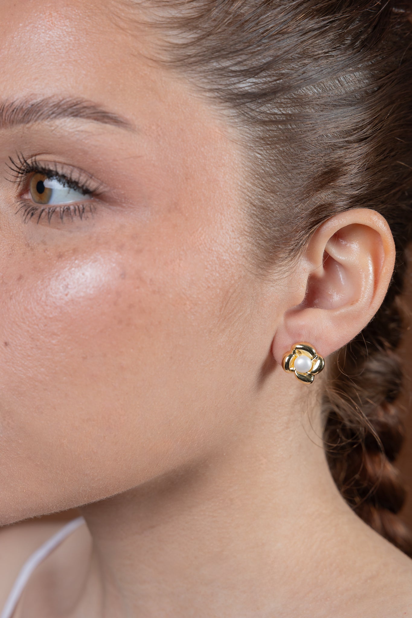 Summer pearl stud