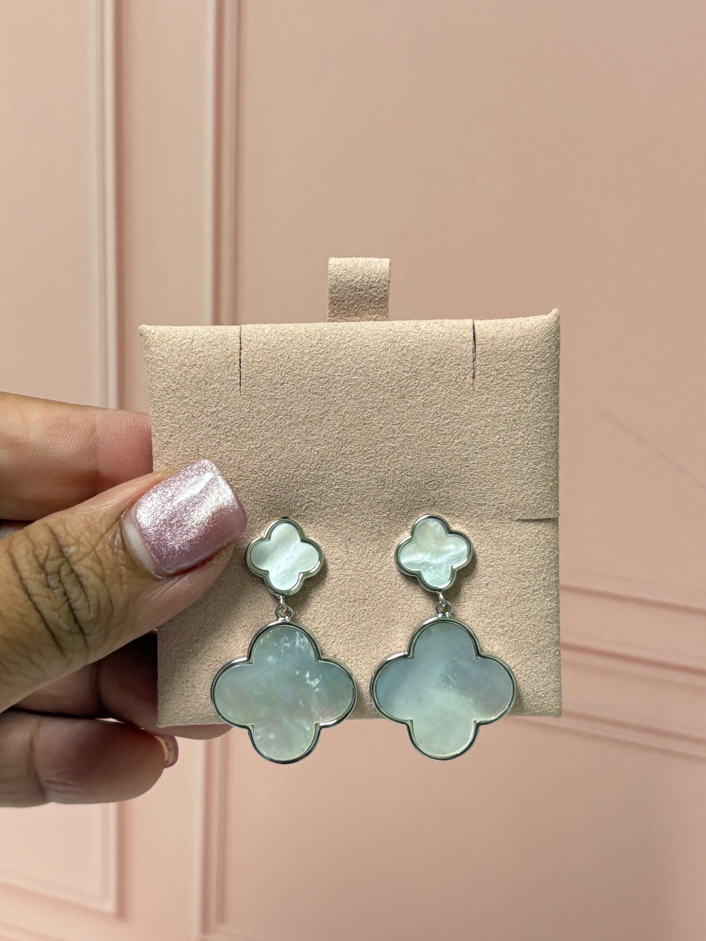 Meri Van Earrings
