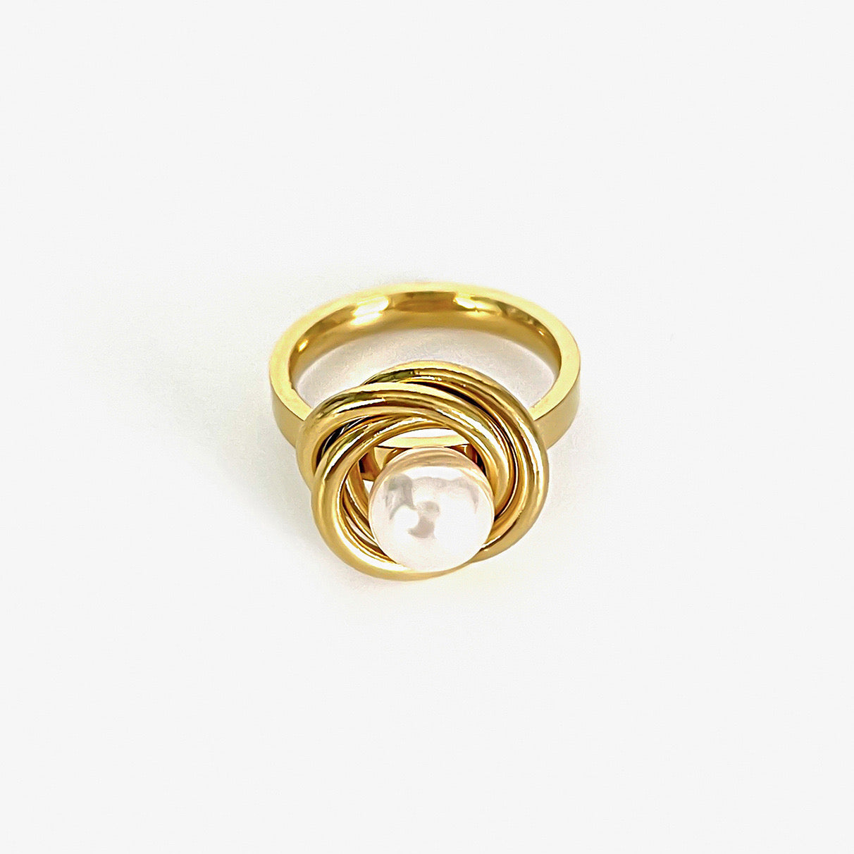 Pearl knot ring size 8