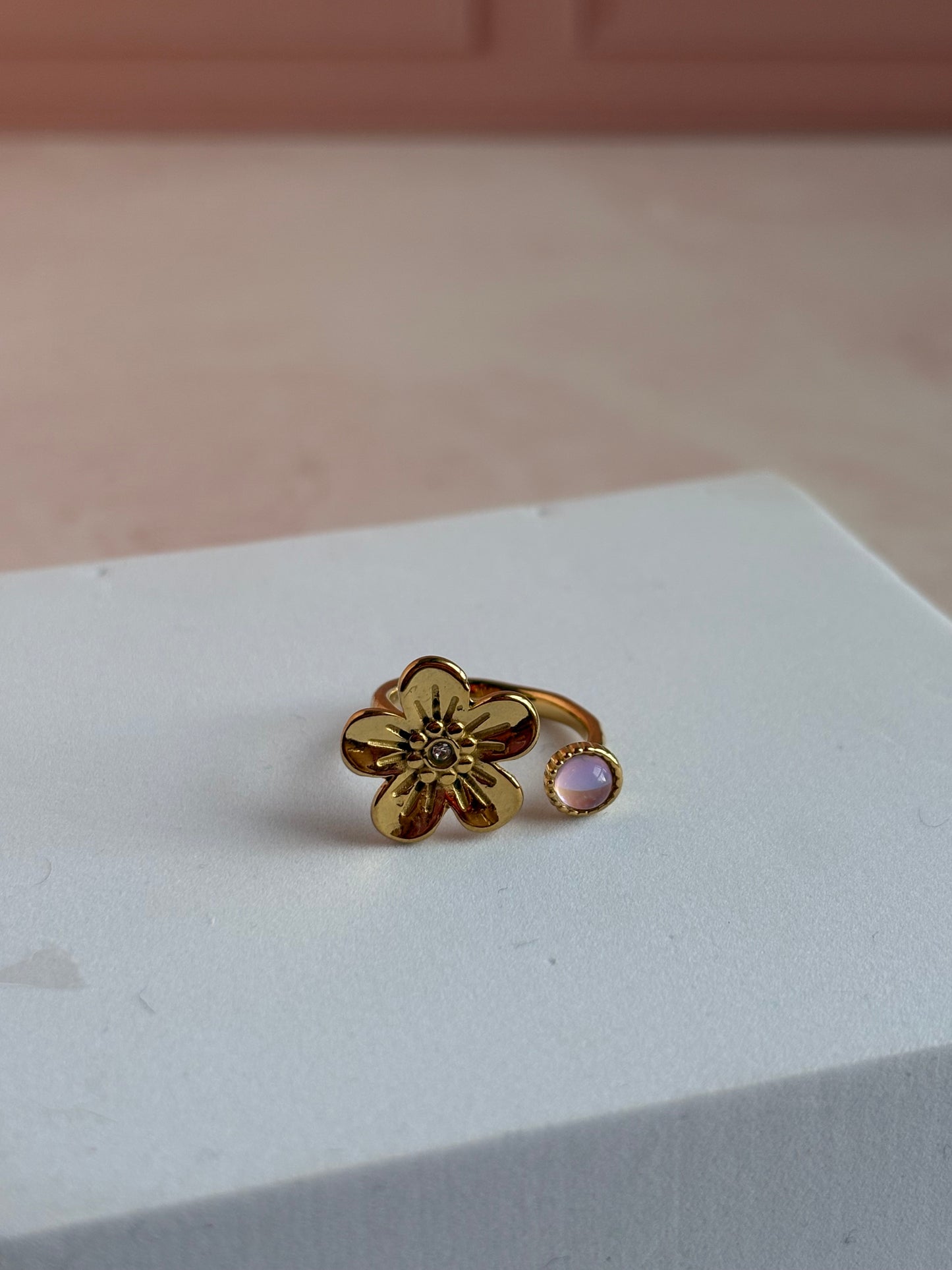 Margarita adjustable ring