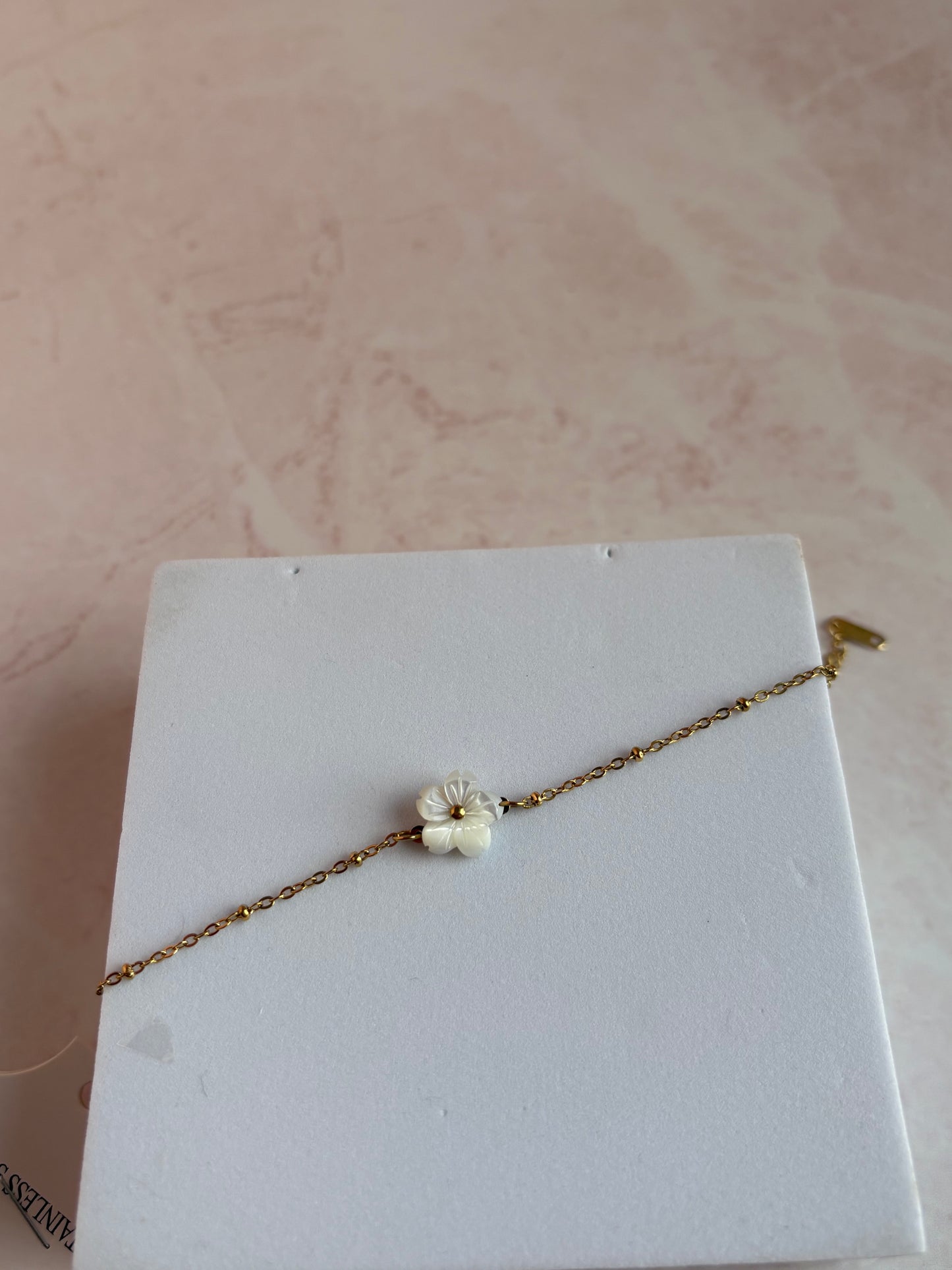 Daisy bracelet