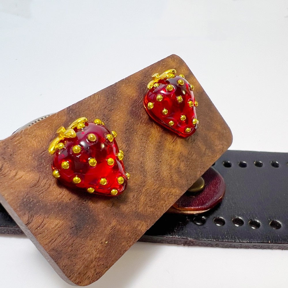 Amor Fresa Earring Studs