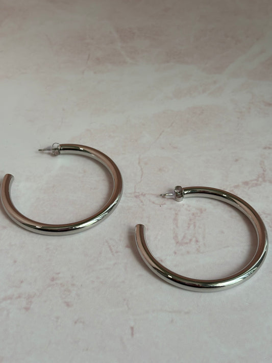 Silver hoop 03