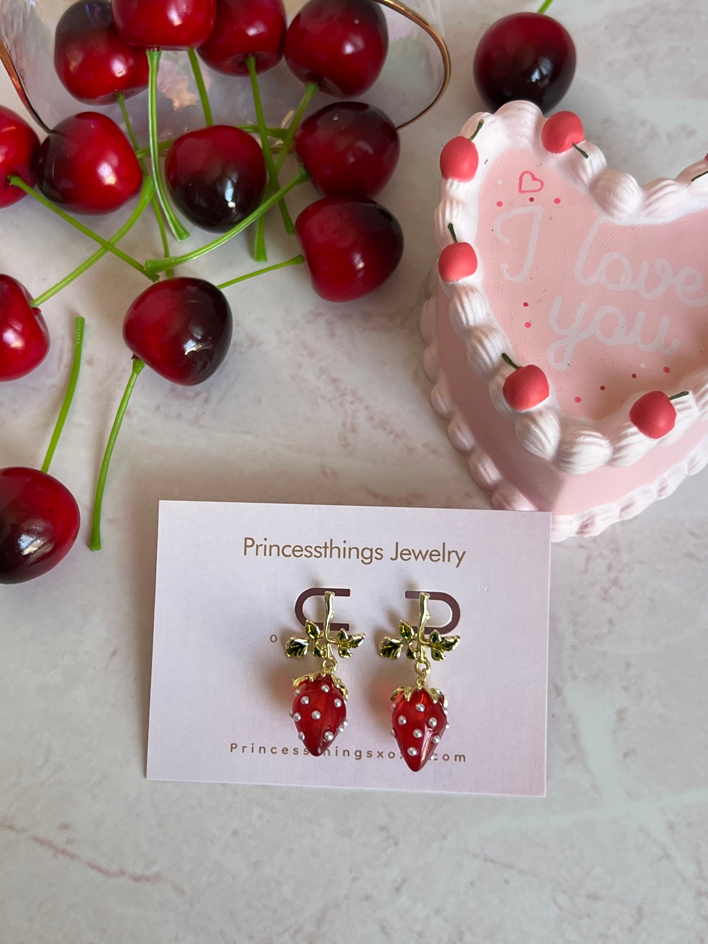 Fresita Pearl Earrings