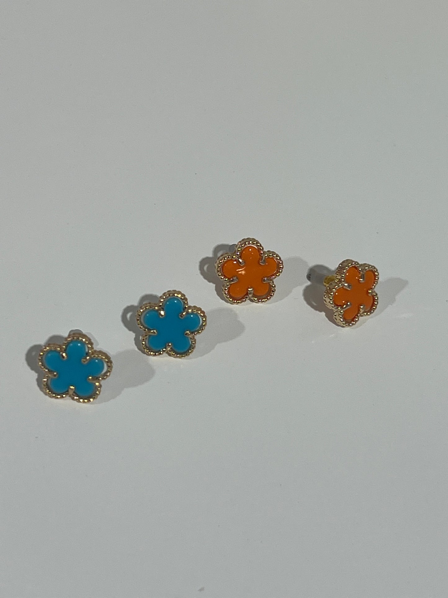 Flor Studs