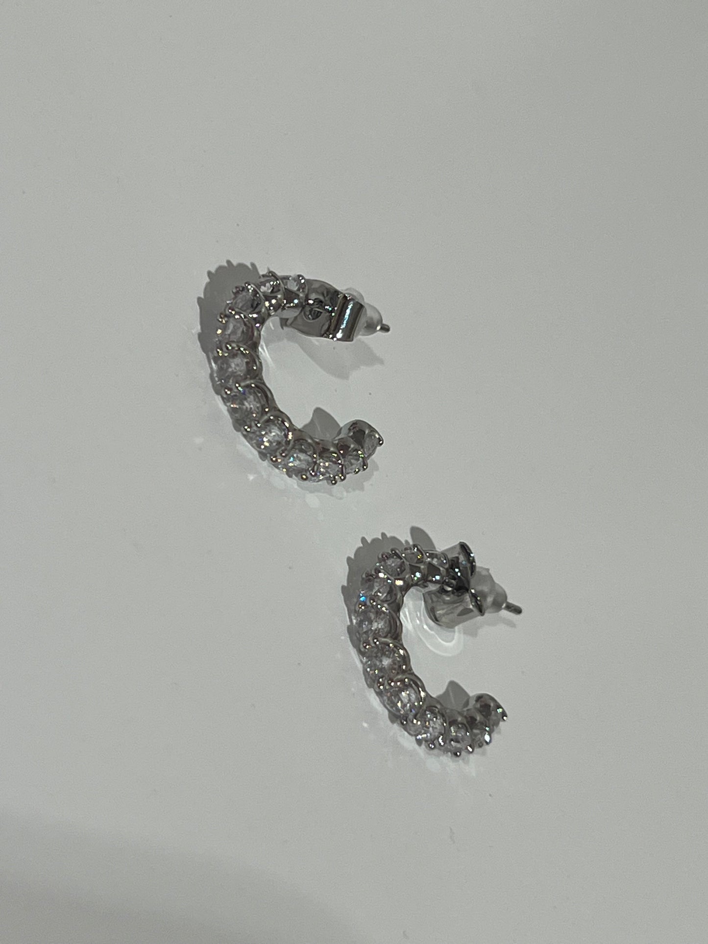 Rhinestone silver earring 01