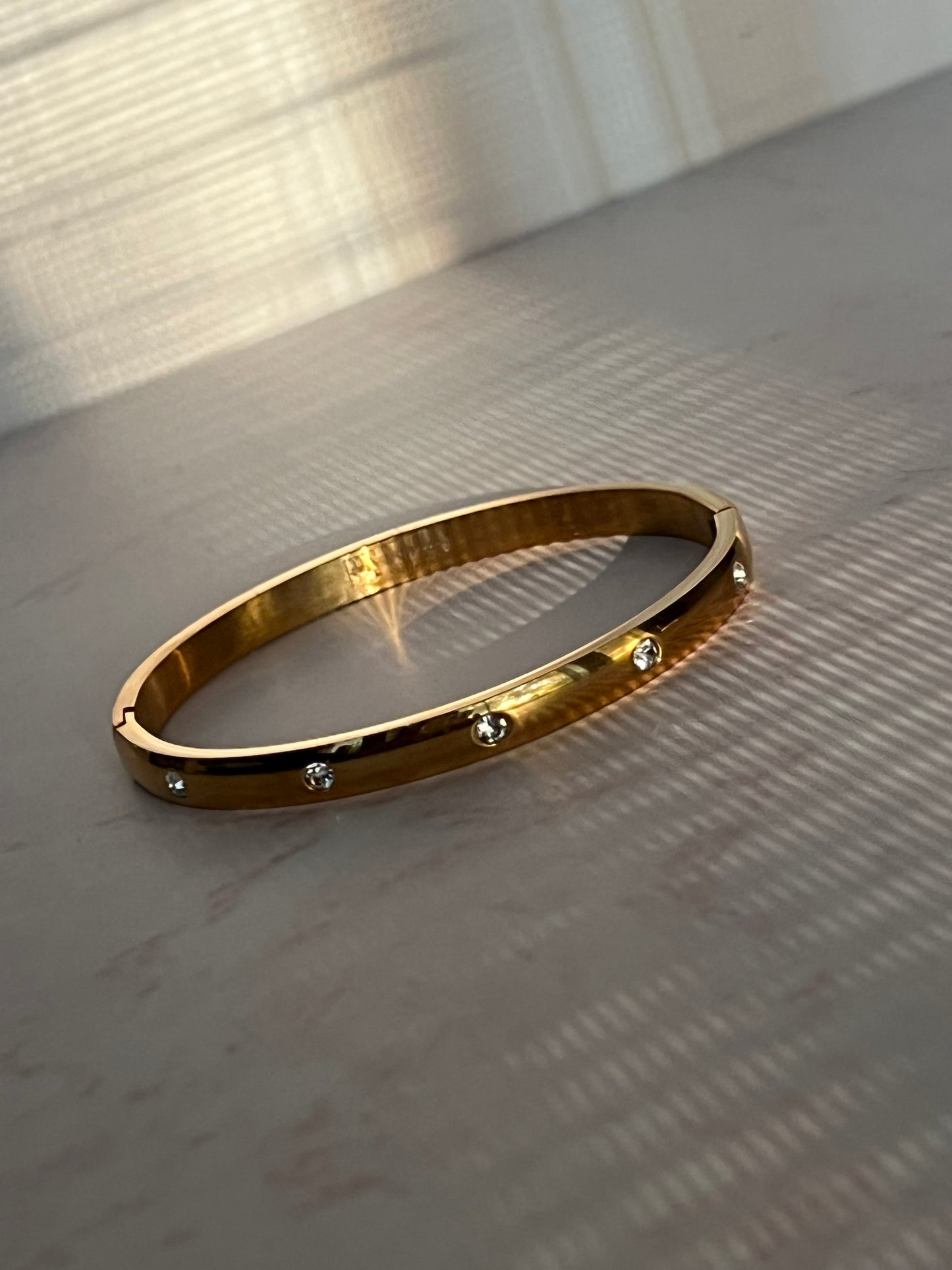 Carti Bangle