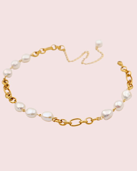 Bingy Pearl Necklace